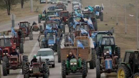 Convocan a un tractorazo contra el Gobierno