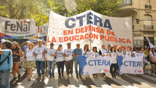 Ctera anunció paro nacional docente para el 14 de octubre y jornada de protesta este miércoles