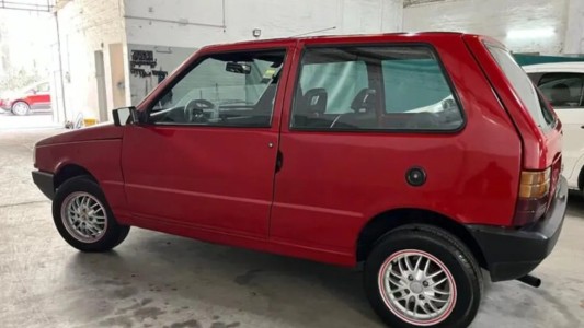 Una pareja con discapacidad fue víctima de una estafa en una concesionaria