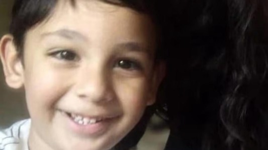 Alerta Sofía: buscan a un niño de 5 años tras el crimen de su madre y abuela