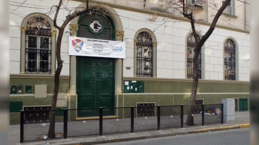 Explosión en un colegio de Palermo: cinco heridos