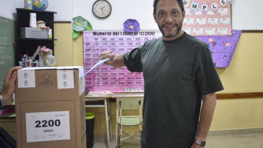 Votó Maximiliano Ferraro y llamó a no caer en la polarización