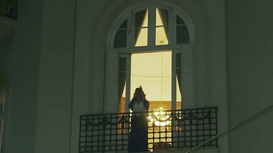 Cristina Fernández salió al balcón tras la victoria de La Libertad Avanza en los comicios