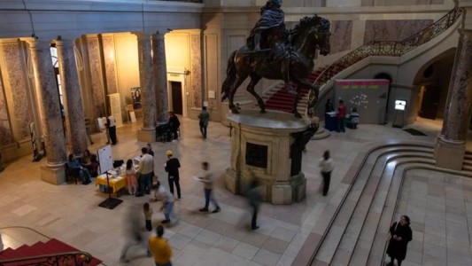 Alemania: las mujeres se sienten inseguras en espacios públicos, según una encuesta