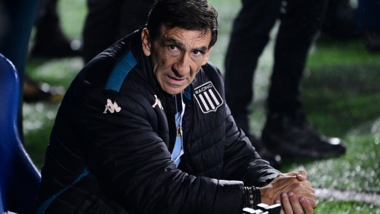 Costas, tras la derrota de Racing: “Defraudé a mi gente”