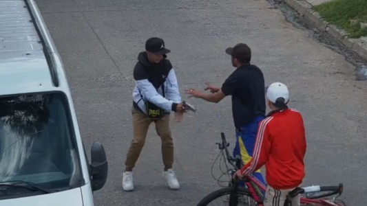 Horror en Hurlingham: discutió con un amigo, lo mató a balazos y huyó con su bicicleta