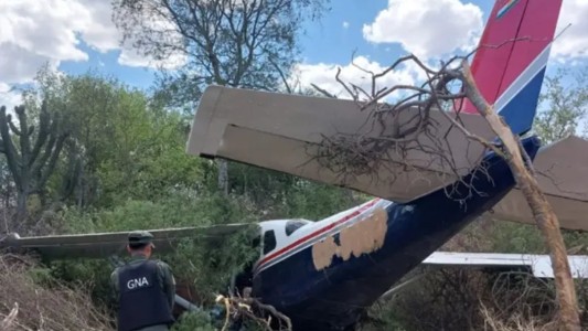 Se estrelló una narcoavioneta en Salta: trasladaba 140 kilos de cocaína