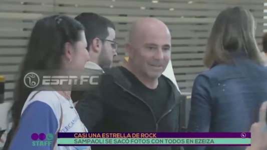 Sampaoli, casi una estrella de rock