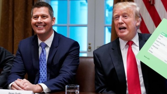 EE.UU.: El tránsito aéreo podría reducirse al mínimo por un cierre gubernamental