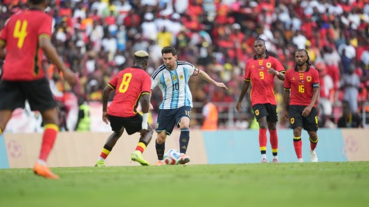 Argentina cerró el año con un triunfo ante Angola