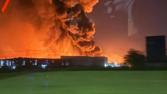 La explosión en Ezeiza no representa un “riesgo grave” para la población