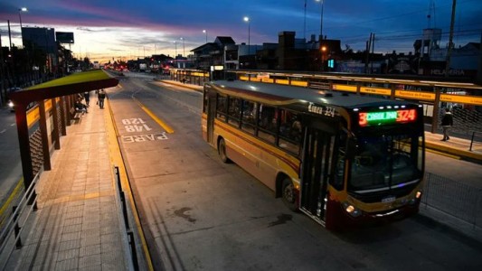 Las empresas de colectivos del AMBA anuncian que pagarán los aguinaldos en seis cuotas