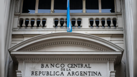 El Banco Central bajó la tasa de interés de referencia: impactará en los plazos fijos