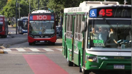 Aumento extraordinario: el boleto de colectivos bonaerenses subiría un 14,4% en diciembre