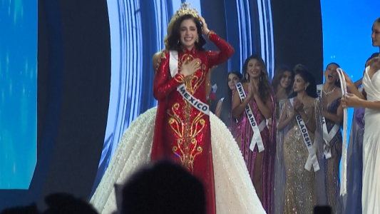 La mexicana Fátima Bosch se coronó Miss Universo 2025