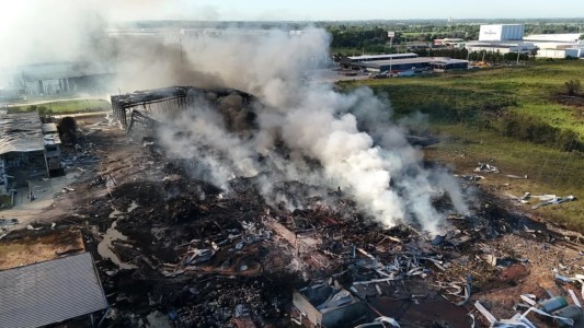 Resurge la preocupación por el fuego en el Polo Industrial de Ezeiza