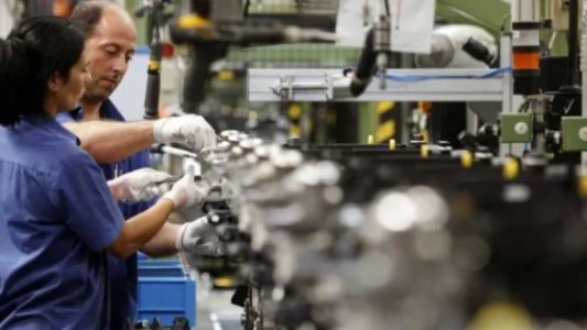 Cayó fuerte el empleo industrial: 97% de empresas no sumará personal