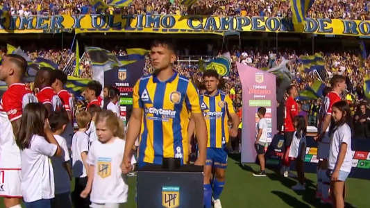 Estudiantes de La Plata recibió de espaldas a Rosario Central tras la polémica definición del torneo