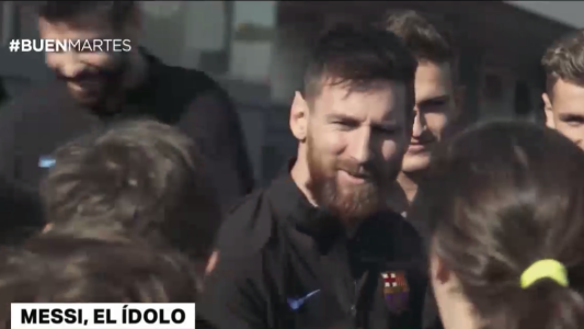 Lionel Messi sorprendió a un grupo de chicos en el Día Mundial de la Infancia