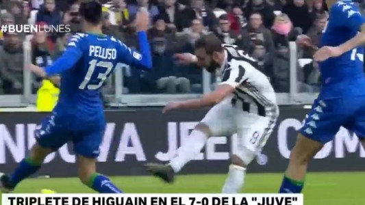 Triplete de Higuaín en en el 7-0 de la Juventus