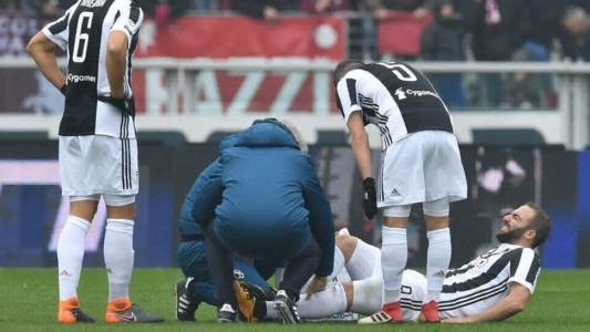 Mensaje optimista de Higuaín tras su lesión: "Volveré muy rápido a festejar con el equipo"