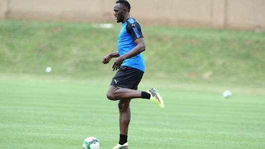 Bolt anunció su fichaje con un club de fútbol