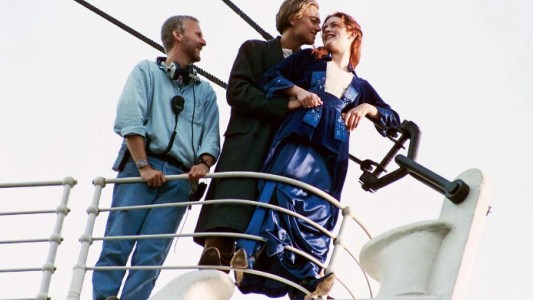 La foto de Leonardo DiCaprio y Kate Winslet pasando un día de piscina muy relajado