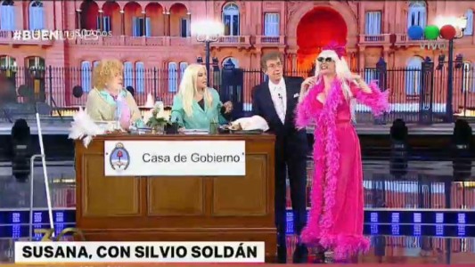 Silvio Soldán se cruzó con una Silvia Suller casi real