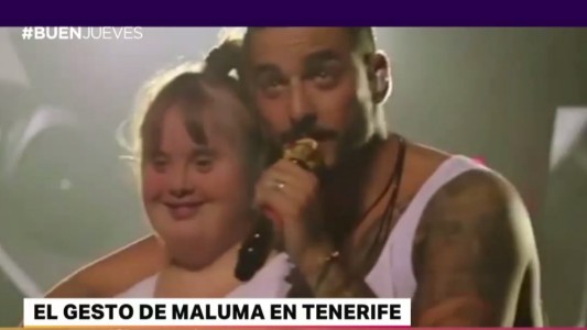 La chica que rechazó a Maluma en pleno recital