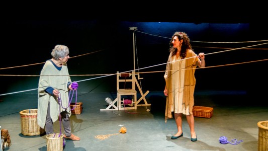 Teatro por mujeres: las problemáticas de género suben a escena