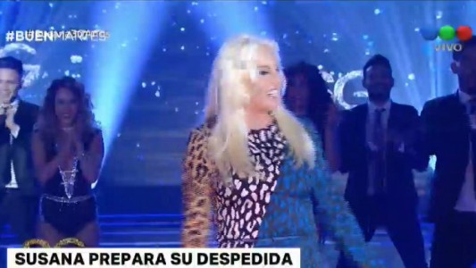 Susana se despide con 100 artistas en escena