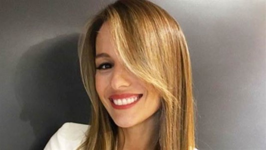 La foto de Pampita Ardohain sin una gota de maquillaje