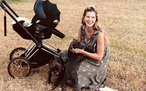 La tierna foto de las hijas de la China Suárez, Magnolia y Rufina, juntas