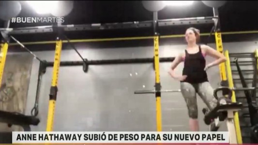 Anne Hathaway entrena para subir de peso