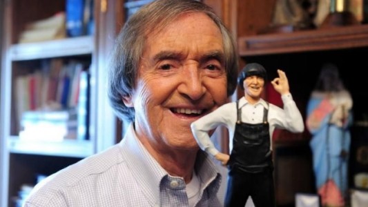 A los 92 años Carlitos Balá le habló a sus fans con este video en Facebook