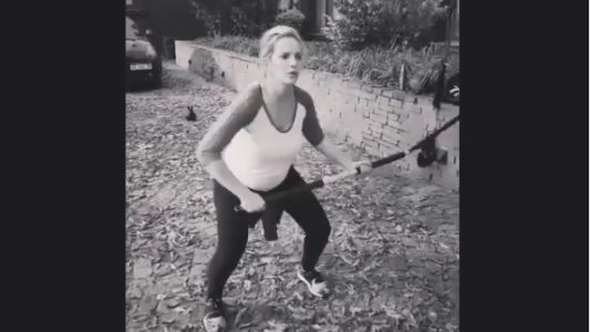 Súper mamá: la rutina de gym que sigue Luisana Lopilato durante el embarazo