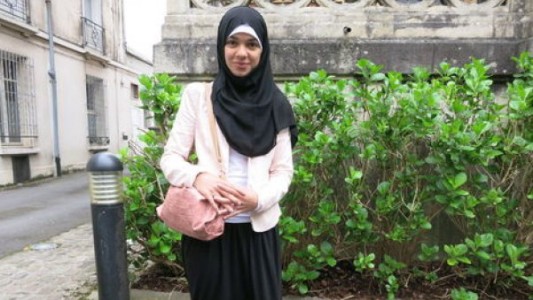 Francia: prohíben que una alumna asista a clases por usar una falda muy larga