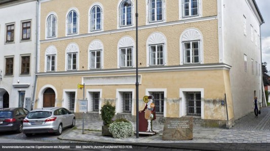 A 70 años de la muerte de Hitler, no saben qué hacer con la casa donde nació el dictador
