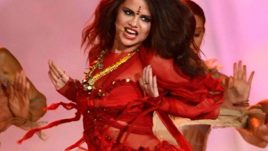 Mujeres hindúes piden que no usen su cultura como accesorio de moda