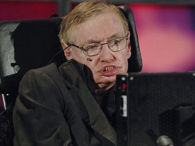 Stephen Hawking admite que consideraría el suicidio asistido en tres circunstancias concretas