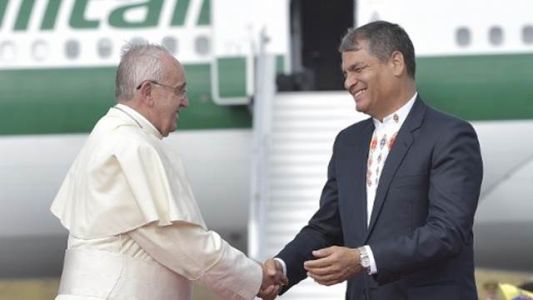 El Papa en Ecuador: “Los pobres son la deuda que aún tiene toda América Latina”
