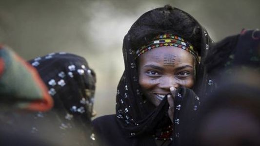 La historia de la tribu en la que gobiernan las mujeres