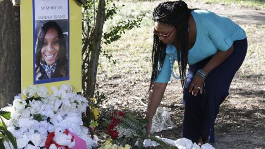 EEUU: polémica por un video del arresto de Sandra Bland, una joven negra hallada muerta en prisión