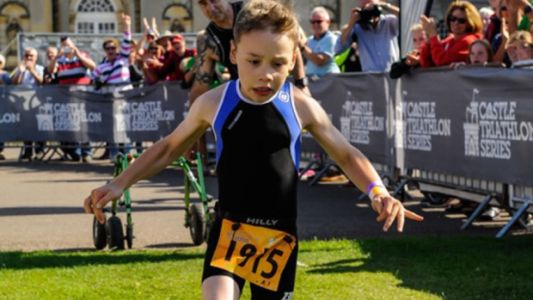 La valentía de este niño con parálisis cerebral deja llorando a todos