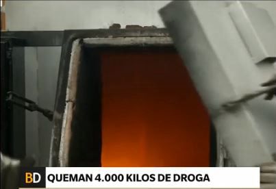 Queman 4.000 kilos de droga en Perú