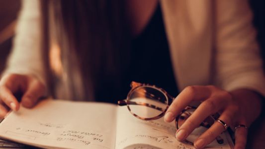 Universitarias ofrecen su cuerpo para pagar la cuota de estudios