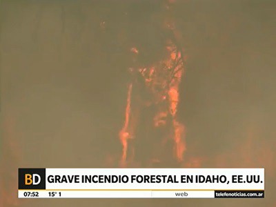 Feroz incendio en los bosques de Idaho, Estados Unidos
