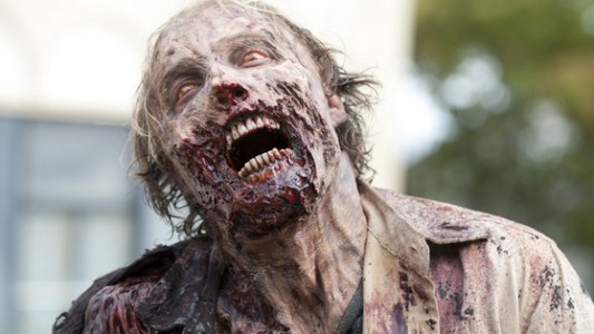 “The Walking Dead”: mató a su amigo porque se estaba convirtiendo en zombie