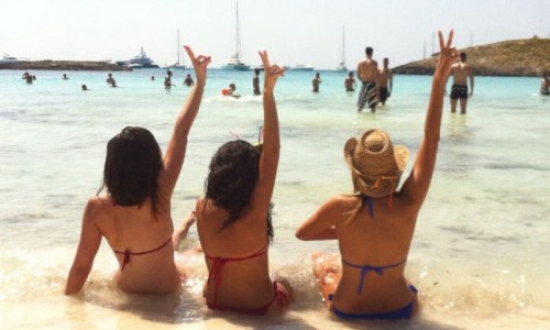 Primera unión civil entre tres mujeres en Brasil