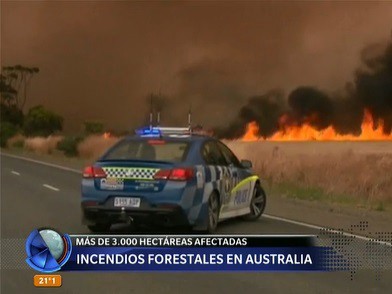 Espectacular incendio forestal en el sur de Australia